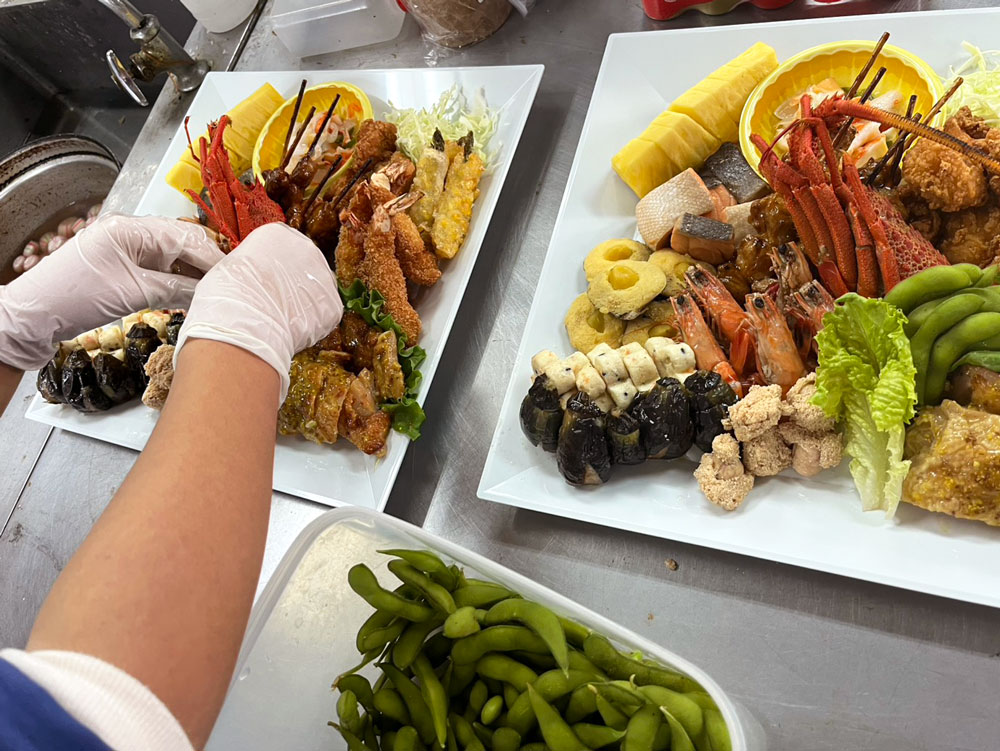 オードブル製造の様子